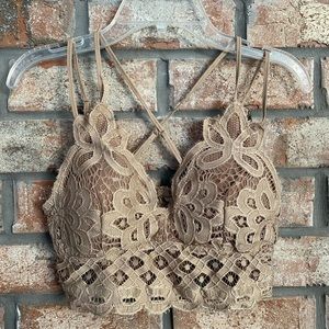 Yahada Double Strap Bralette, Size Medium